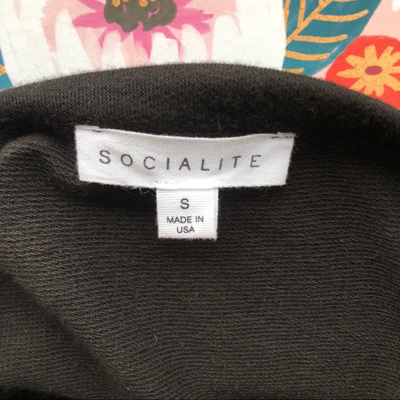 ‼️ Socialite Sweatshirt with D-ring Tie Deep- V ‼️ - Picture 7 of 8